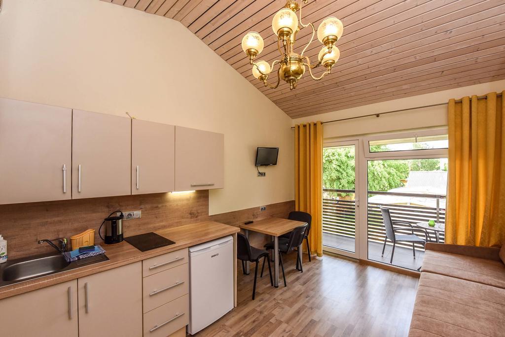 Apartamentai Trys Pusys Sventoji Exterior photo